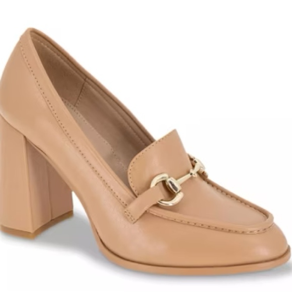 BCBGeneration Yixy Pump